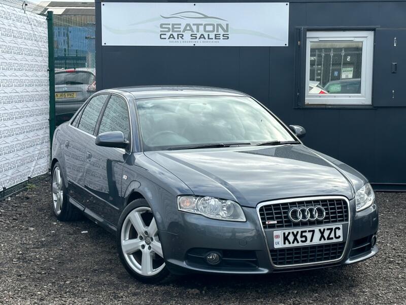 AUDI A4 2.0 TDI S line