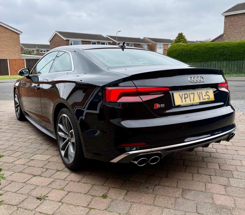AUDI S5 3.0 TFSI V6