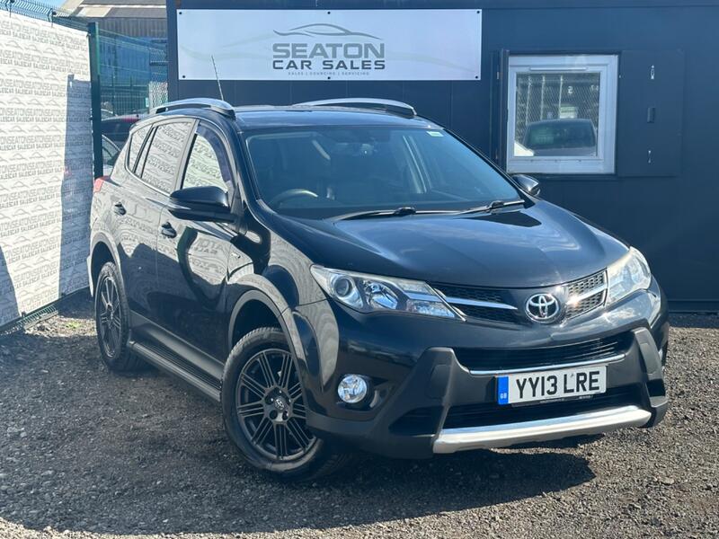 TOYOTA RAV4 2.2 D-4D Invincible